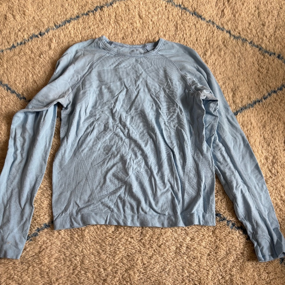 Athlete girl power up sport length tee